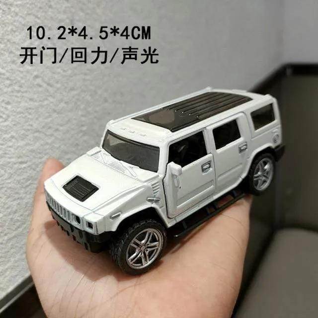 Alloy Pull Back Car 1:39 Simulation Sports Car Door Open Sound and Light Car Model