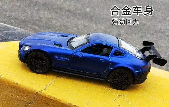 Alloy Pull Back Car 1:39 Simulation Sports Car Door Open Sound and Light Car Model