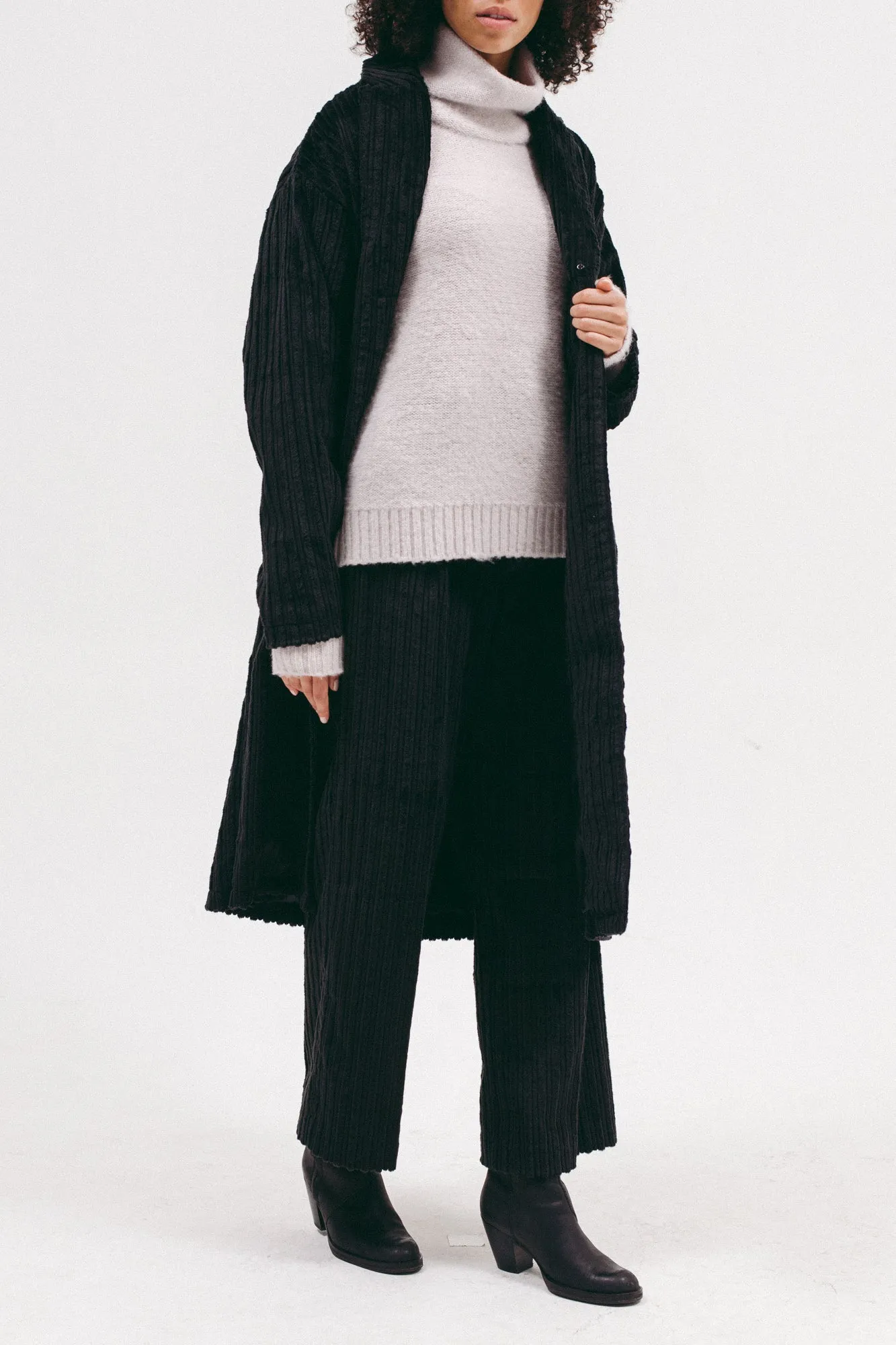 Cord Overcoat- Black